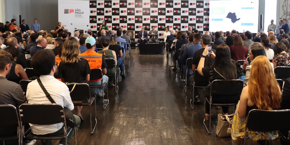 Imagem COCEN representa a Unicamp no lançamento do Conselho Estadual de Mudanças Climáticas